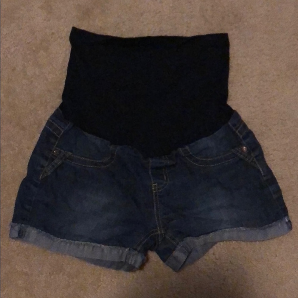 Maternity shorts *sold*
